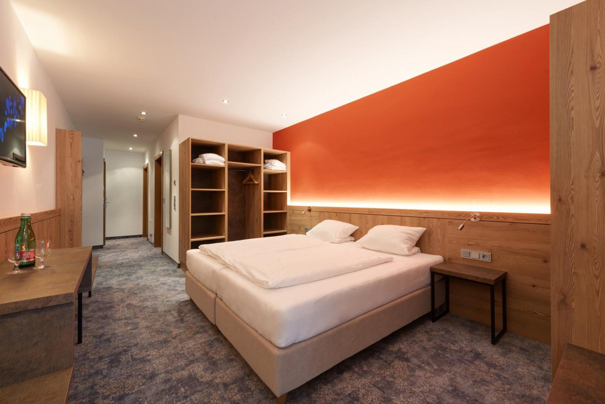סן אנטון Hotel Alpenland מראה חיצוני תמונה