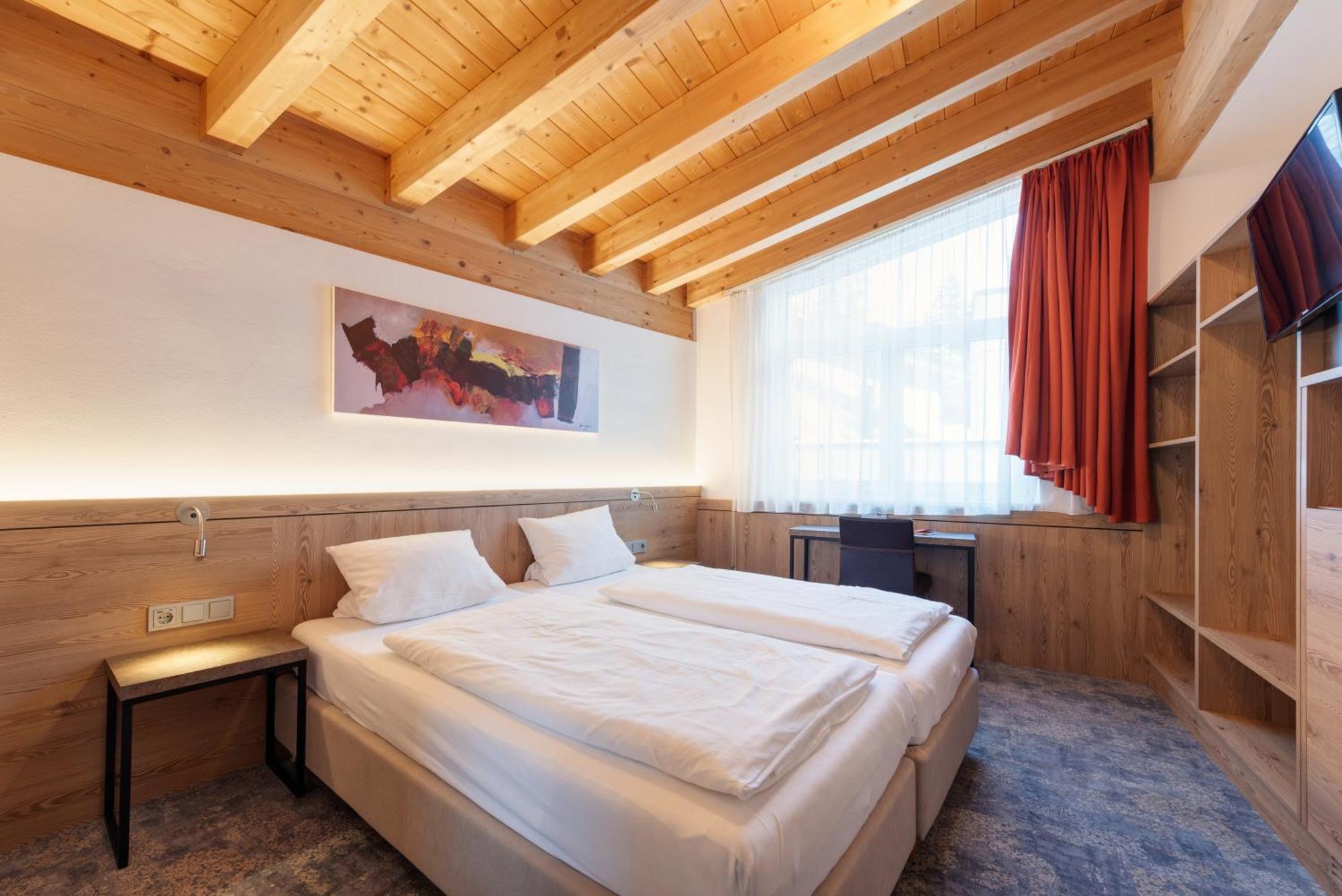 סן אנטון Hotel Alpenland מראה חיצוני תמונה